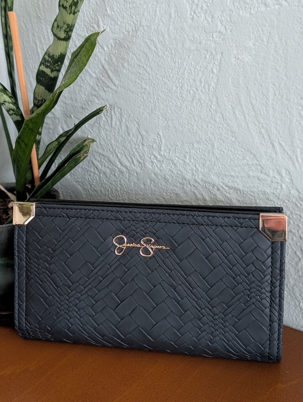 Jessica Simpson Frankie Woven Large Wallet - Black/Gold (LIKE NEW)